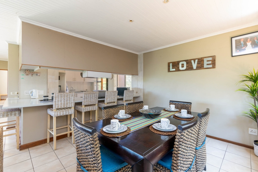 4 Bedroom Property for Sale in Bowtie Western Cape